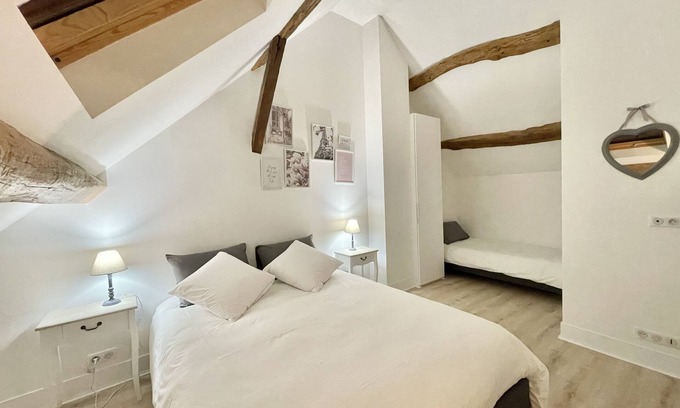 Couilly-Pont-aux-Dames Maison | La Demeure des Hôtes