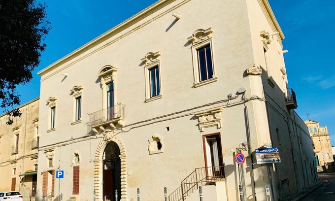 Vernole Maison | La Dimora Del Barone