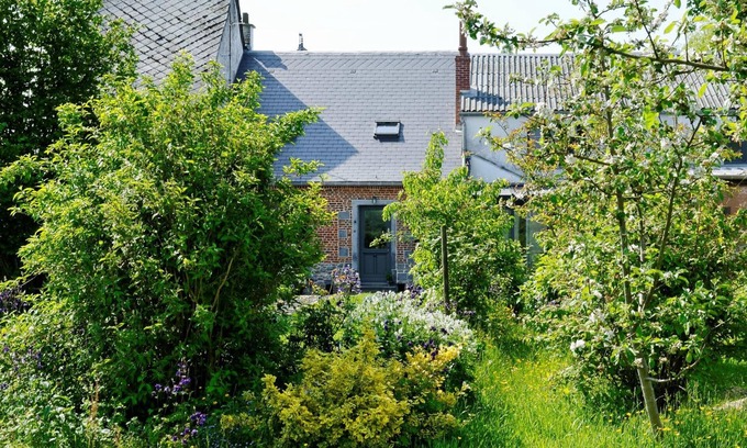 Solre-le-Chateau Maison | La Ferme Aux Charmes