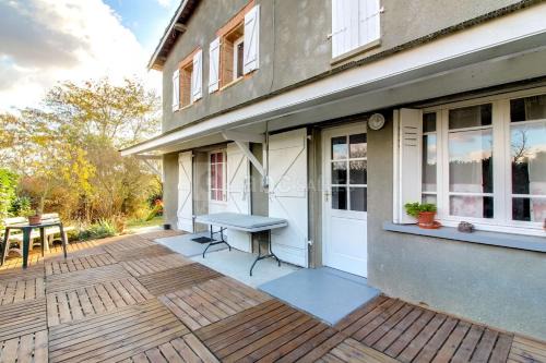 Poucharramet Maison | La ferme d'Odette Gîte et salle de reception