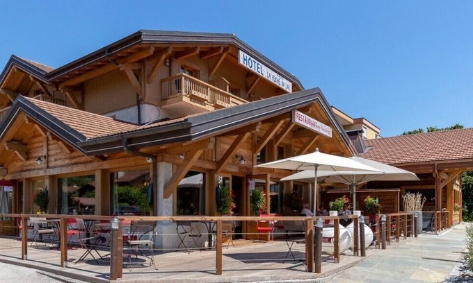 Thyez Hôtel | La Ferme du Lac
