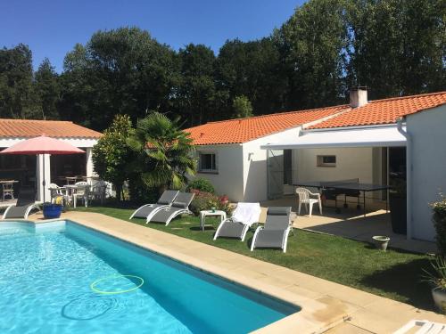 Challans Lit Et Petit-Déjeuner | La Ferme du Preneau