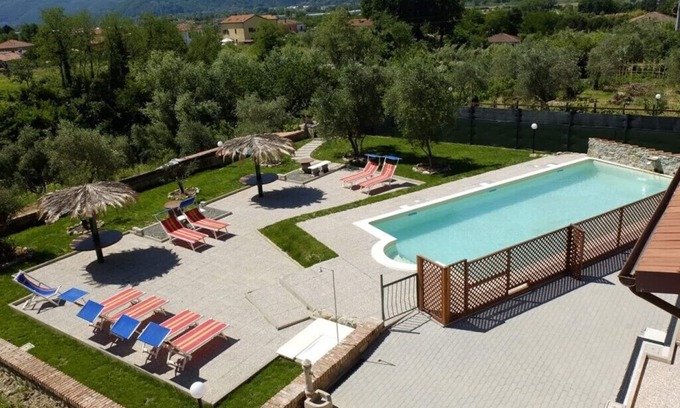 Santo Stefano di Magra Appartement | Maison de vacances La Fonda: Appartement avec piscine, jardin et parking près des Cinque Terre