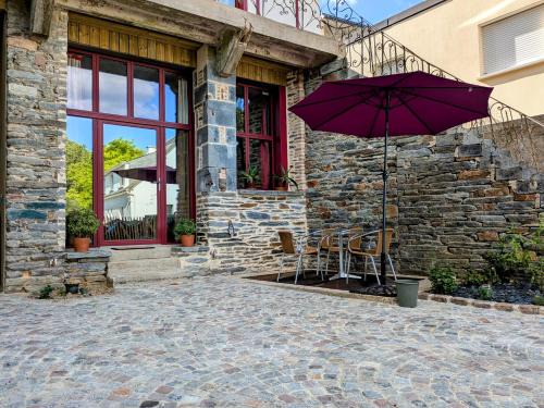 La Gacilly Appartement | La Forge - plain-pied, terrasse et calme à La Gacilly