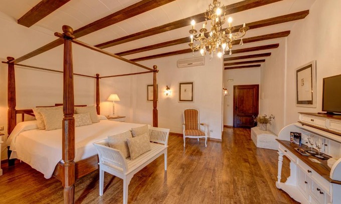 Terrades Hôtel | La Fornal