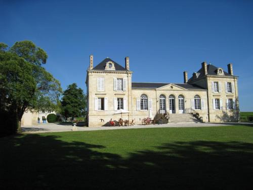 Beychac-et-Caillau Maison | La France - Gite Chateau