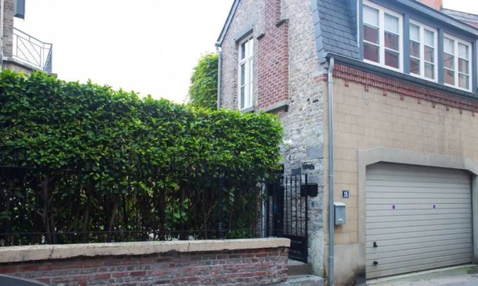 Anseremme Appartement | La Garçonnière de Wiertz