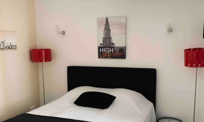 Charolles Appartement | La Garçonnière