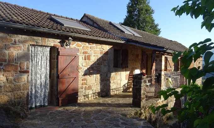 Saint-Pierre-Saint-Jean Maison | "la grange 1809" 6 personnes, piscine privative