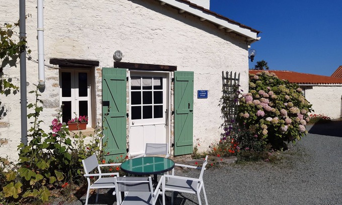Puyravault Cottage | 'La Grande Epoque' - Superbe maison en pierre