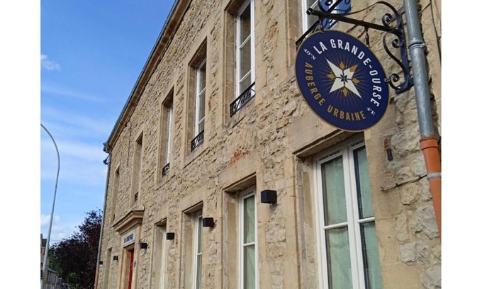 Charleville-Mezieres Lit Et Petit-Déjeuner | La Grande-Ourse