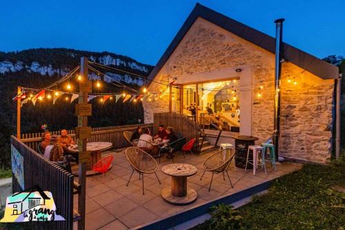 Engins Hôtel | La Grange à Gaby