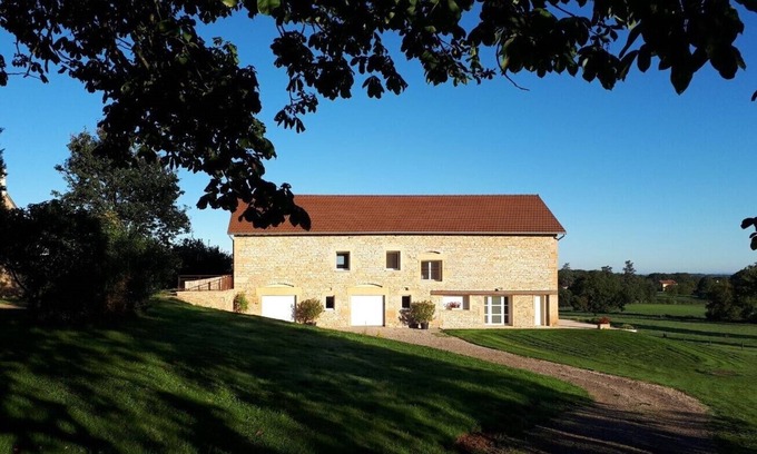 Vailhourles Cottage | La gîte de Nespès: "Les Sauges"