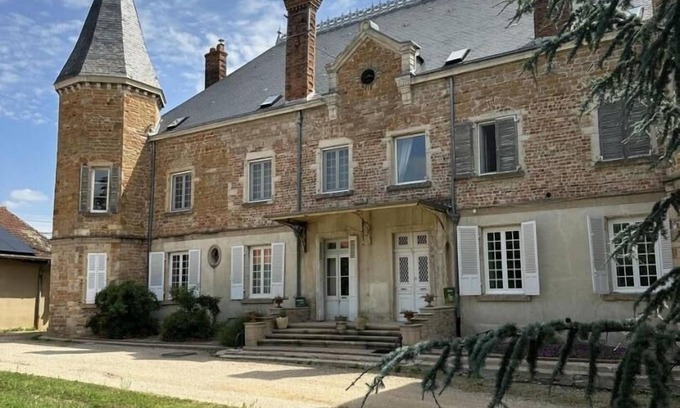 Bage-la-Ville Maison | La Griffonière - BAGE-DOMMARTIN