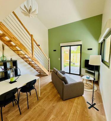 Montauban Appartement | La Halte Occitane - Classé 3 étoiles - 1 chambre, parking, terrasse, tout inclus