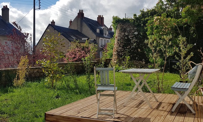 Chateau-Chinon Appartement | "La halte verte" , charmant studio tout confort en centre ville