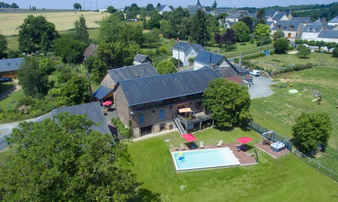 Thoire-sur-Dinan Maison | La Haute Forge Maison d'Hôtes
