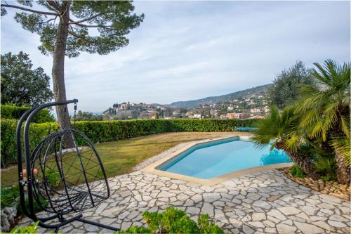 Cabris Appartement | La Joliette - Parking privé et piscine partagée