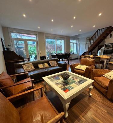 Cambrai Appartement | La Liberté, Loft 90 m2 rénové centre-ville, terrasse amenagee, jeux & parking