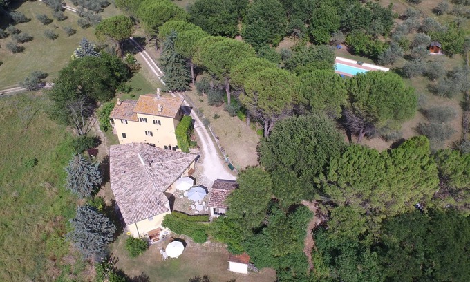 Spoleto Maison | La Licina, Ginestra, la tua casa in campagna