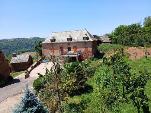 Villecomtal Maison | La loge d’Evelyne