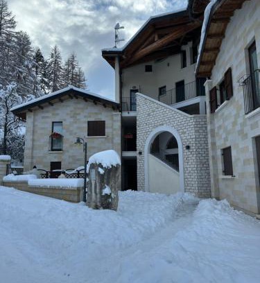 Rocca di Mezzo Appartement | La Loggia Luxury