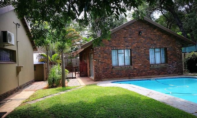 Lephalale Maison | La Lucia Guest House