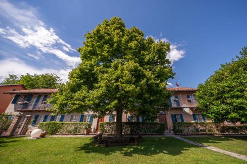 Guarene Lit Et Petit-Déjeuner | La Madernassa Resort - Casalora Dimora Storica di Charme