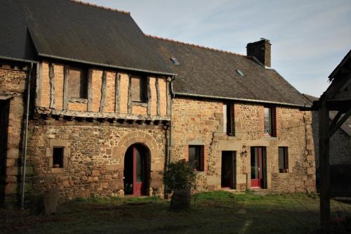 Bazouges-la-Perouse Maison | La maison à Jean
