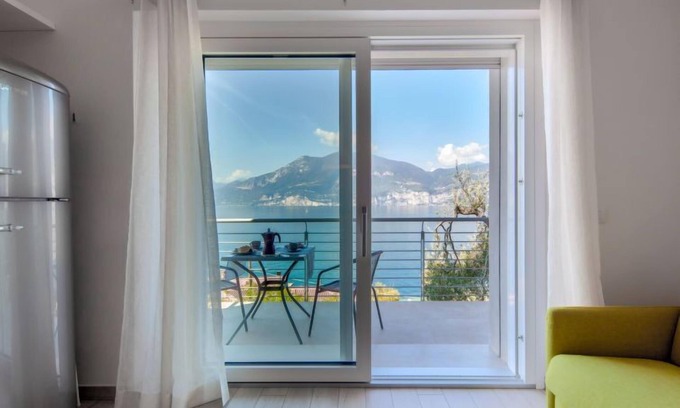 Magugnago Appartement | Appartement La Maison Blanche à Brenzone - 2 personnes, 1 chambres