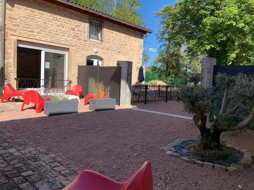Cluny Maison | La Maison Clémenso