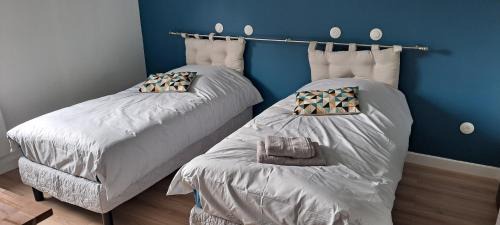 Cuise-la-Motte Lit Et Petit-Déjeuner | la Maison d'à côté Chambre 3