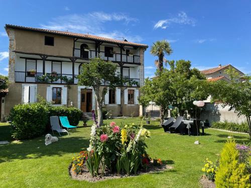 Estancarbon Maison | La Maison d'Amalaurille