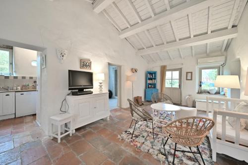 Pech-Luna Maison | La Maison D'amis Du Chateau