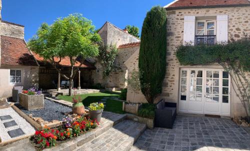 Chaumes-en-Brie Maison | La Maison d'Emilie - Chambres d'hôtes