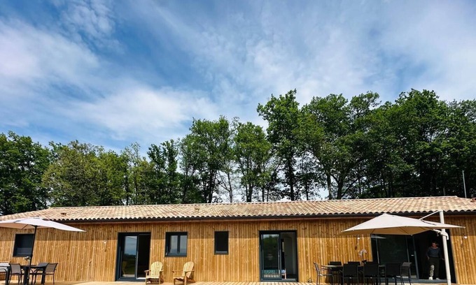 Saint-Avit-Senieur Maison | La Maison dans la prairie fleurie: Poppy cottage