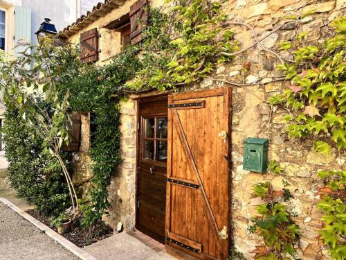 Assignan Maison | La Maison De Blanche Neige