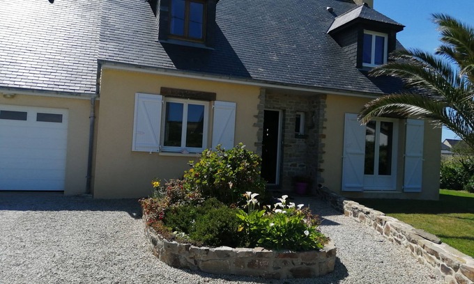 Surtainville Maison | LA MAISON DE LA PLAGE located 250 metres from the beach and 1 km from the shops