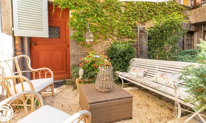 Ardes Maison | La Maison du Centaure