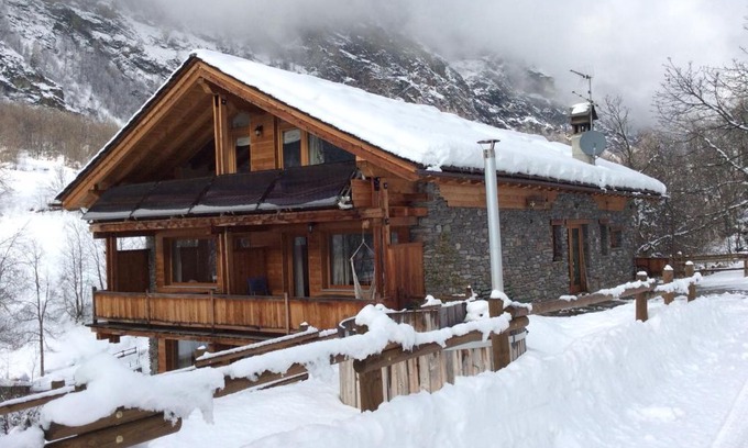 Coveyrand-Vieu Appartement | La Maison du Guide
