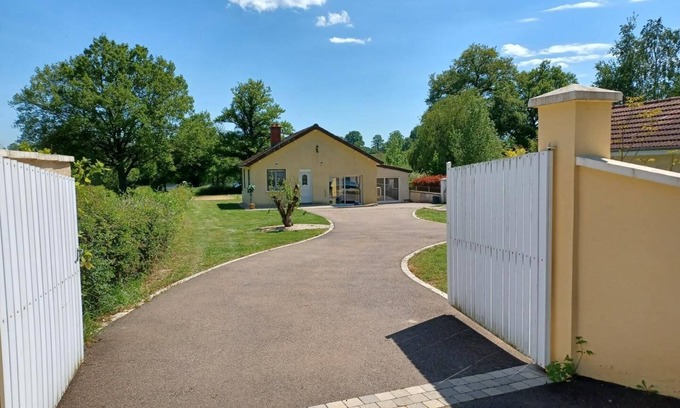 Thil-sur-Arroux Maison | La Maison du Lac - THIL SUR ARROUX