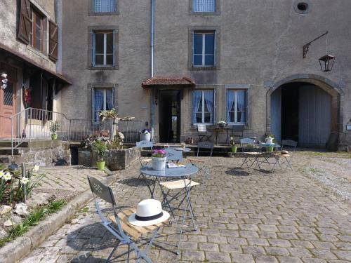 Melay Lit Et Petit-Déjeuner | La Maison du Notaire - Chambre d'Hôtes - Huisdieren welkom