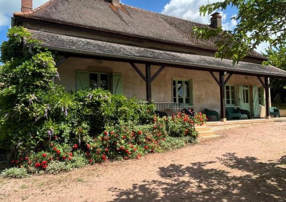 Saint-Marcelin-de-Cray Maison | La maison de Command