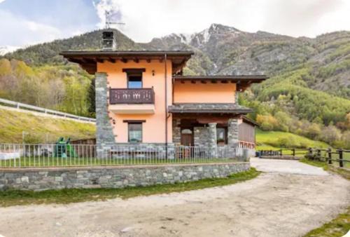 Grand Brissogne Maison | La maison rose