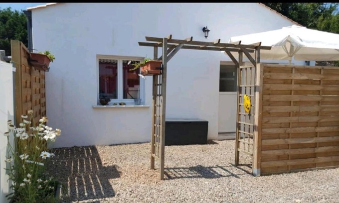 Avrille Maison | La Maisonnette