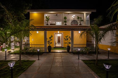 Kuilapalayam Villa | La Meadow Villa with Swimming Pool