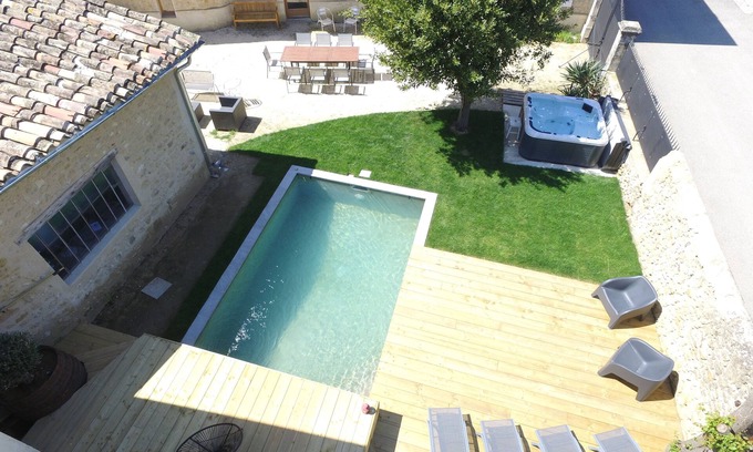 Ambonil Maison | Charmante maison de village "La Parenthèse"