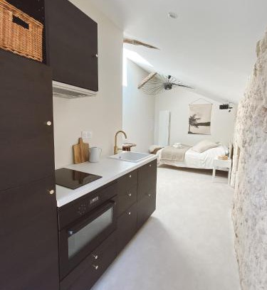 Valeuil Appartement | La Parenthèse, joli studio avec terrasse