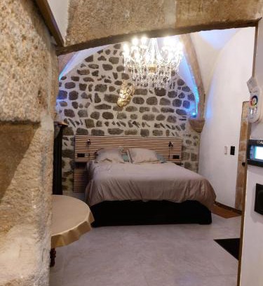Le Puy-en-Velay Appartement | La parenthèse Ponote - Hammam - WIFI - city center