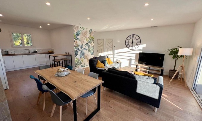 Saint-Clement-de-Riviere Appartement | la Pascaline